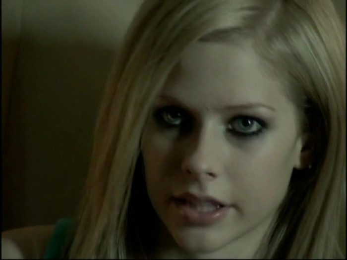 Bonez Tour Documentary [HD] Part2 - Avril Lavigne 4364