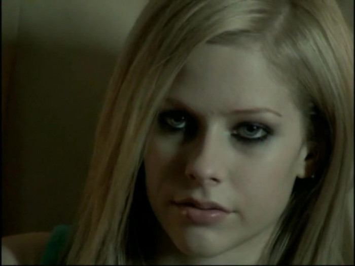 Bonez Tour Documentary [HD] Part2 - Avril Lavigne 4367 - Avril - Lavigne - 2008 - Bonez - Tour - Documentary - oo9