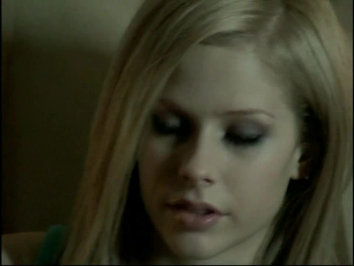 Bonez Tour Documentary [HD] Part2 - Avril Lavigne 4369