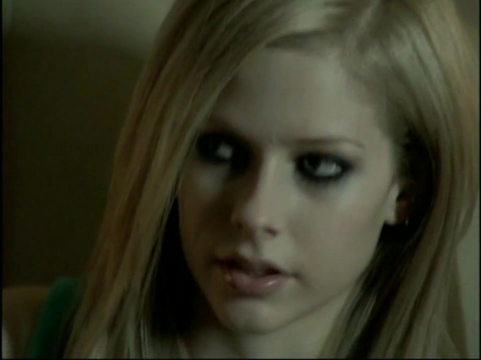 Bonez Tour Documentary [HD] Part2 - Avril Lavigne 4377