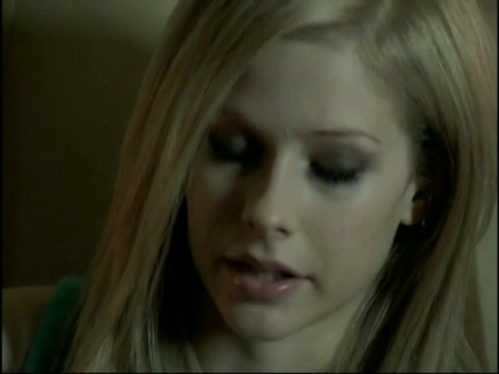 Bonez Tour Documentary [HD] Part2 - Avril Lavigne 4382