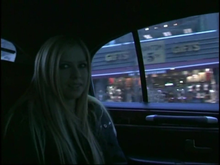 Bonez Tour Documentary [HD] Part2 - Avril Lavigne 5350