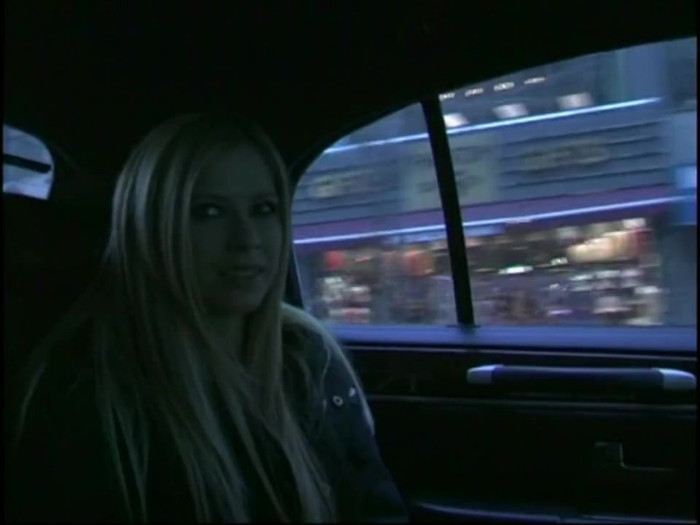 Bonez Tour Documentary [HD] Part2 - Avril Lavigne 5352