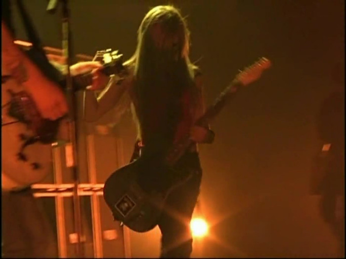 Bonez Tour Documentary [HD] Part2 - Avril Lavigne 3913