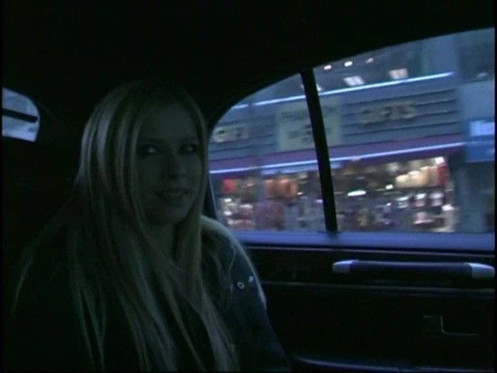 Bonez Tour Documentary [HD] Part2 - Avril Lavigne 5353