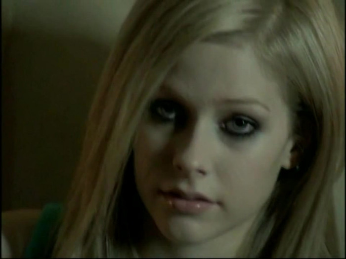 Bonez Tour Documentary [HD] Part2 - Avril Lavigne 4390