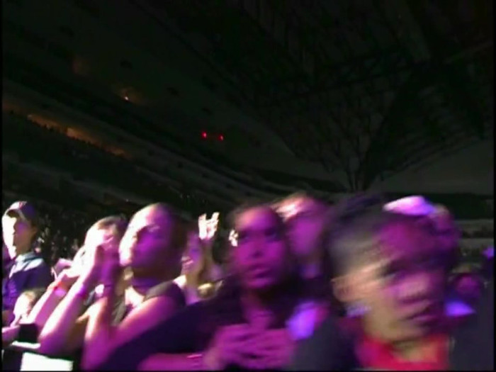 Bonez Tour Documentary [HD] Part2 - Avril Lavigne 3923