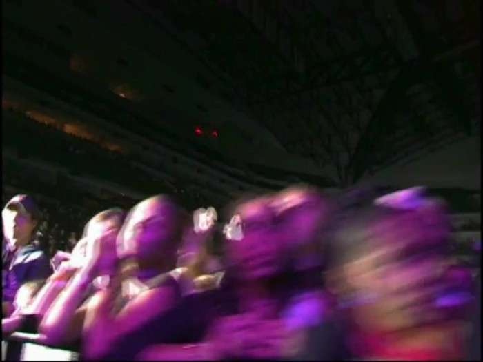 Bonez Tour Documentary [HD] Part2 - Avril Lavigne 3924