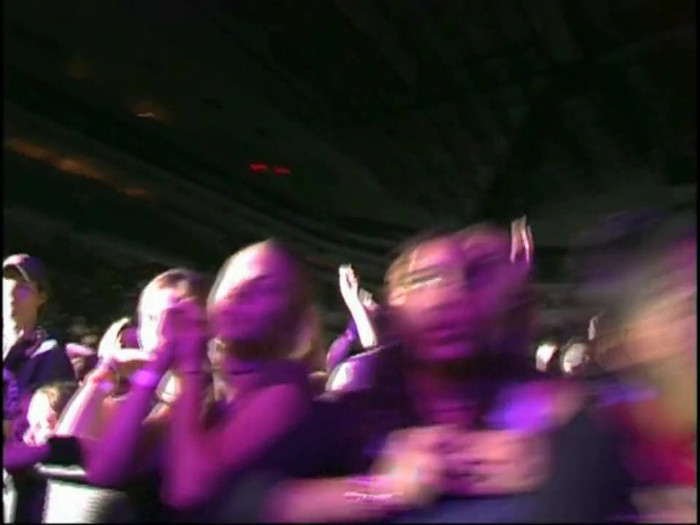 Bonez Tour Documentary [HD] Part2 - Avril Lavigne 3927