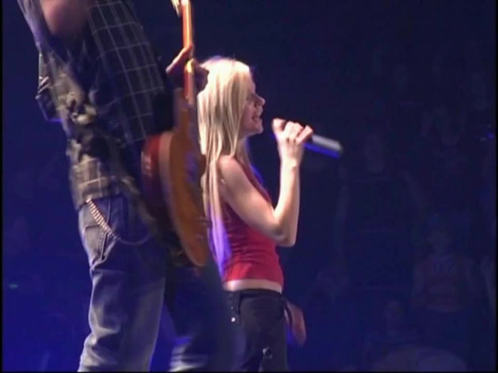 Bonez Tour Documentary [HD] Part2 - Avril Lavigne 3448 - Avril - Lavigne - 2008 - Bonez - Tour - Documentary - oo7