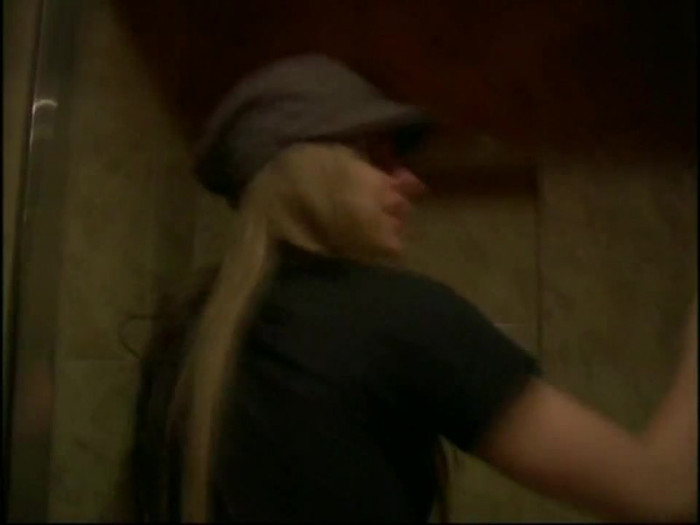 Bonez Tour Documentary [HD] Part2 - Avril Lavigne 4879