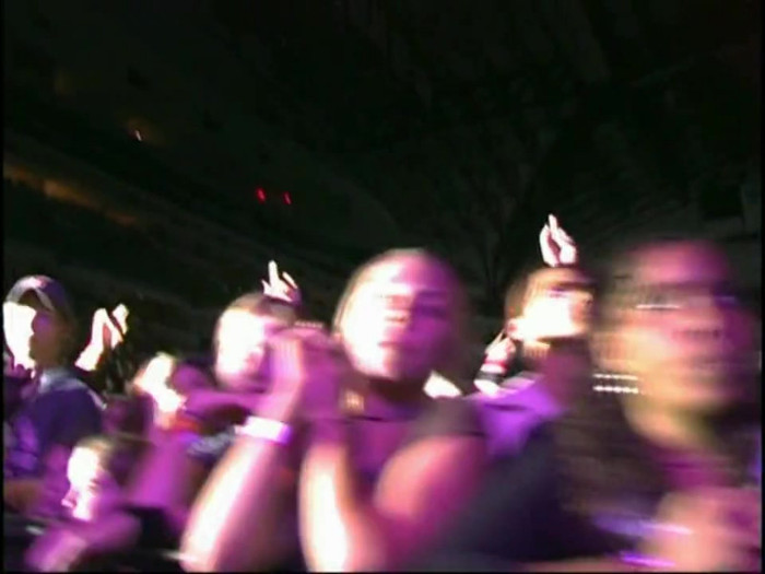 Bonez Tour Documentary [HD] Part2 - Avril Lavigne 3933