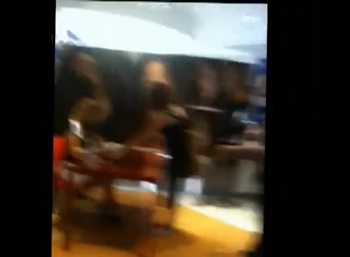 DEMI LOVATO IN ITALY 31-03-12 0110 - Demilush in Italy
