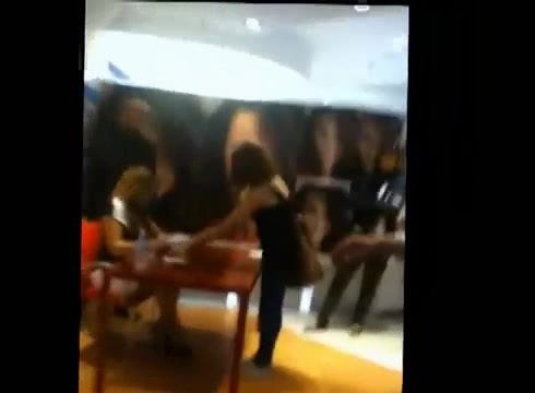 DEMI LOVATO IN ITALY 31-03-12 0112 - Demilush in Italy