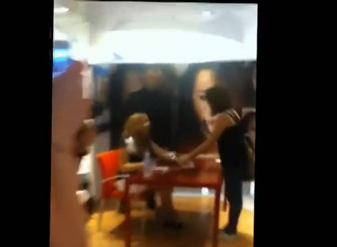 DEMI LOVATO IN ITALY 31-03-12 0191