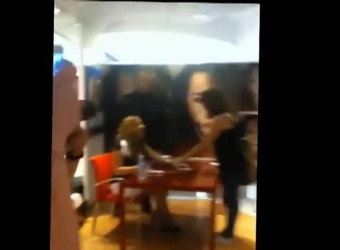 DEMI LOVATO IN ITALY 31-03-12 0192