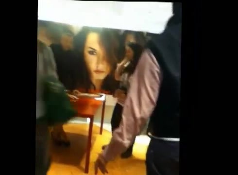 DEMI LOVATO IN ITALY 31-03-12 0579