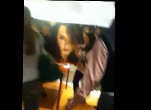 DEMI LOVATO IN ITALY 31-03-12 0582