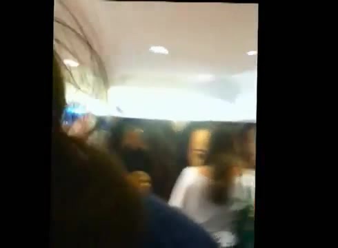 DEMI LOVATO IN ITALY 31-03-12 0623