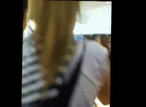 DEMI LOVATO IN ITALY 31-03-12 0683