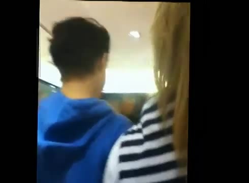 DEMI LOVATO IN ITALY 31-03-12 0698