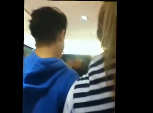 DEMI LOVATO IN ITALY 31-03-12 0703