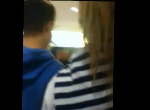 DEMI LOVATO IN ITALY 31-03-12 0721