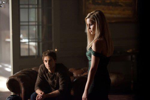 406504_319782714725629_126896860680883_789963_1547568581_n - The Vampire Diaries