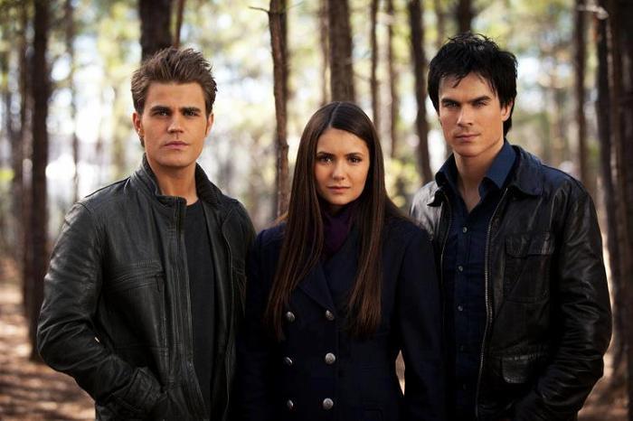417237_338531436184090_126896860680883_835968_1961065257_n - The Vampire Diaries