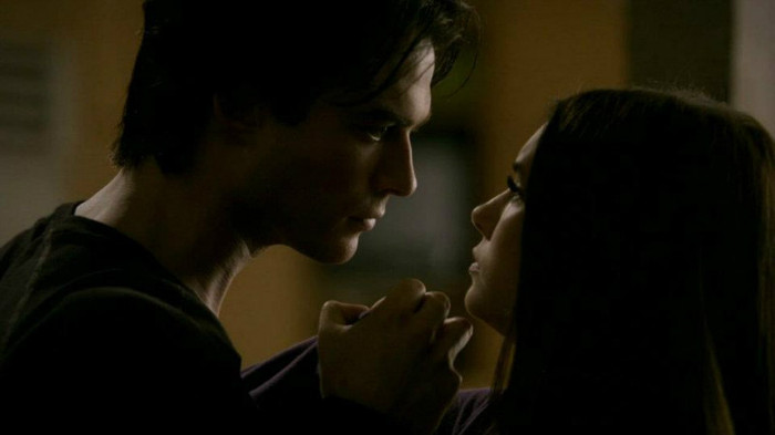 549861_241653362600210_141693595929521_441931_659349727_n - The Vampire Diaries