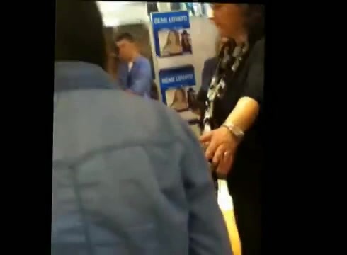 DEMI LOVATO IN ITALY 31-03-12 1123 - Demilush in Italy Part oo2