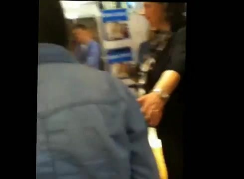 DEMI LOVATO IN ITALY 31-03-12 1125 - Demilush in Italy Part oo2