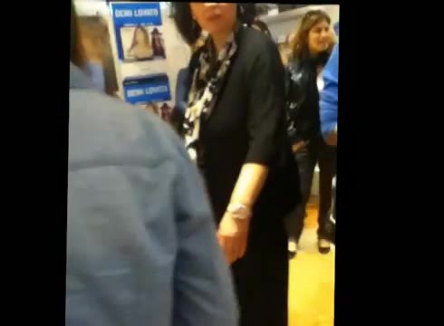 DEMI LOVATO IN ITALY 31-03-12 1138 - Demilush in Italy Part oo2