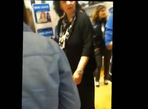 DEMI LOVATO IN ITALY 31-03-12 1141 - Demilush in Italy Part oo2