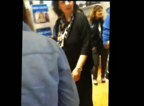 DEMI LOVATO IN ITALY 31-03-12 1142 - Demilush in Italy Part oo2