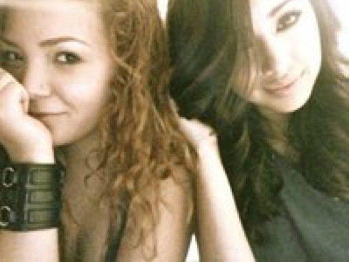 185216_158142167593294_100001925367417_322663_6846254_n - jasmine V3