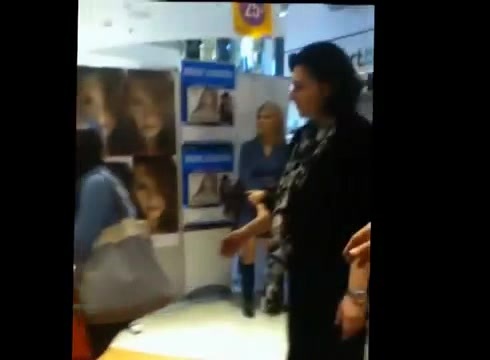 DEMI LOVATO IN ITALY 31-03-12 1441 - Demilush in Italy Part oo2