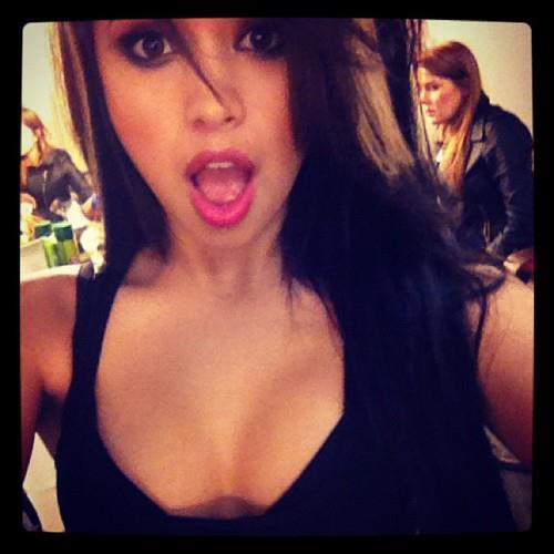 541699_214952761944897_155892724517568_398081_831763274_n - jasmine V3