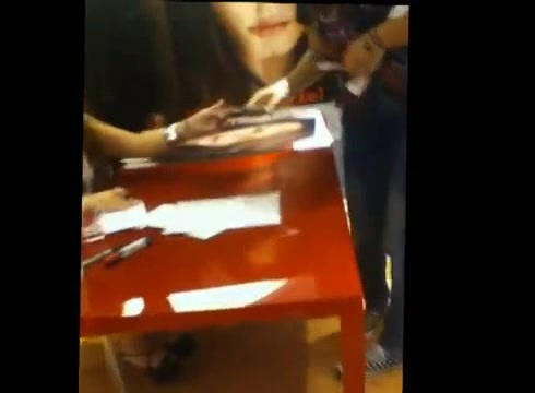 DEMI LOVATO IN ITALY 31-03-12 1627 - Demilush in Italy Part oo3