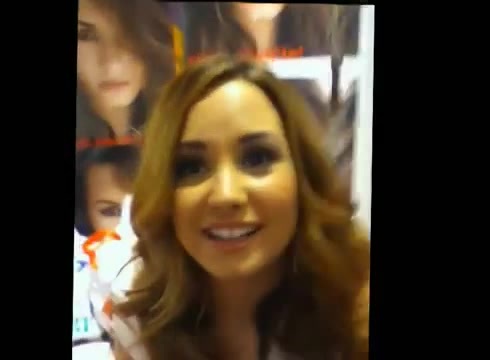 DEMI LOVATO IN ITALY 31-03-12 1810 - Demilush in Italy Part oo3