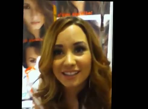 DEMI LOVATO IN ITALY 31-03-12 1815 - Demilush in Italy Part oo3