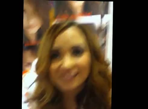 DEMI LOVATO IN ITALY 31-03-12 1816 - Demilush in Italy Part oo3