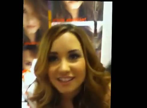 DEMI LOVATO IN ITALY 31-03-12 1821 - Demilush in Italy Part oo3