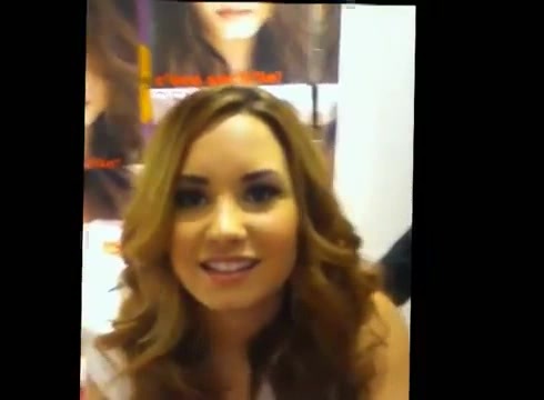 DEMI LOVATO IN ITALY 31-03-12 1894 - Demilush in Italy Part oo3