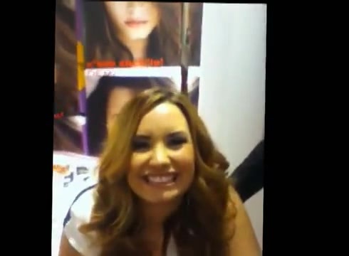 DEMI LOVATO IN ITALY 31-03-12 1949 - Demilush in Italy Part oo3