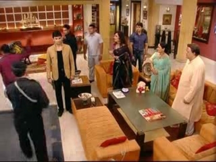 00_04_06 - Ghar ek sapna3
