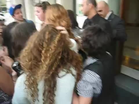 Demi Lovato In Milan - Outside Her Hotel 0649 - Demilush In Milan - Outside Her Hotel Part oo1