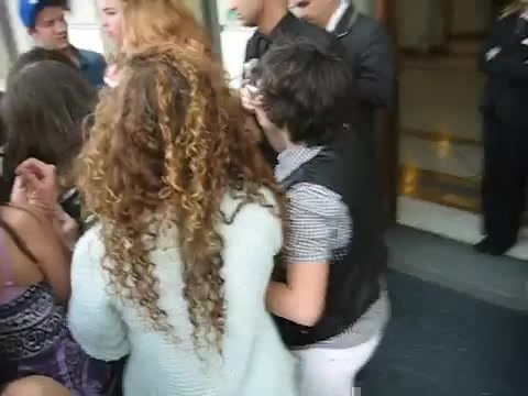 Demi Lovato In Milan - Outside Her Hotel 0656 - Demilush In Milan - Outside Her Hotel Part oo1