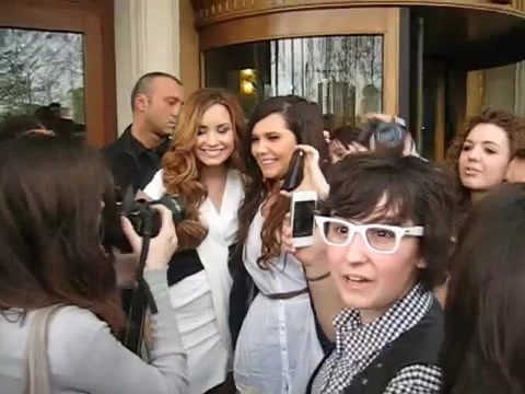 Demi Lovato In Milan - Outside Her Hotel 1083 Demi Lovato In Milan - Outside Her Hotel 1083