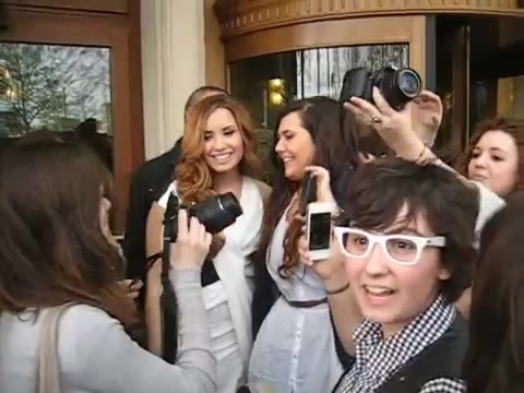 Demi Lovato In Milan - Outside Her Hotel 1087 Demi Lovato In Milan - Outside Her Hotel 1087